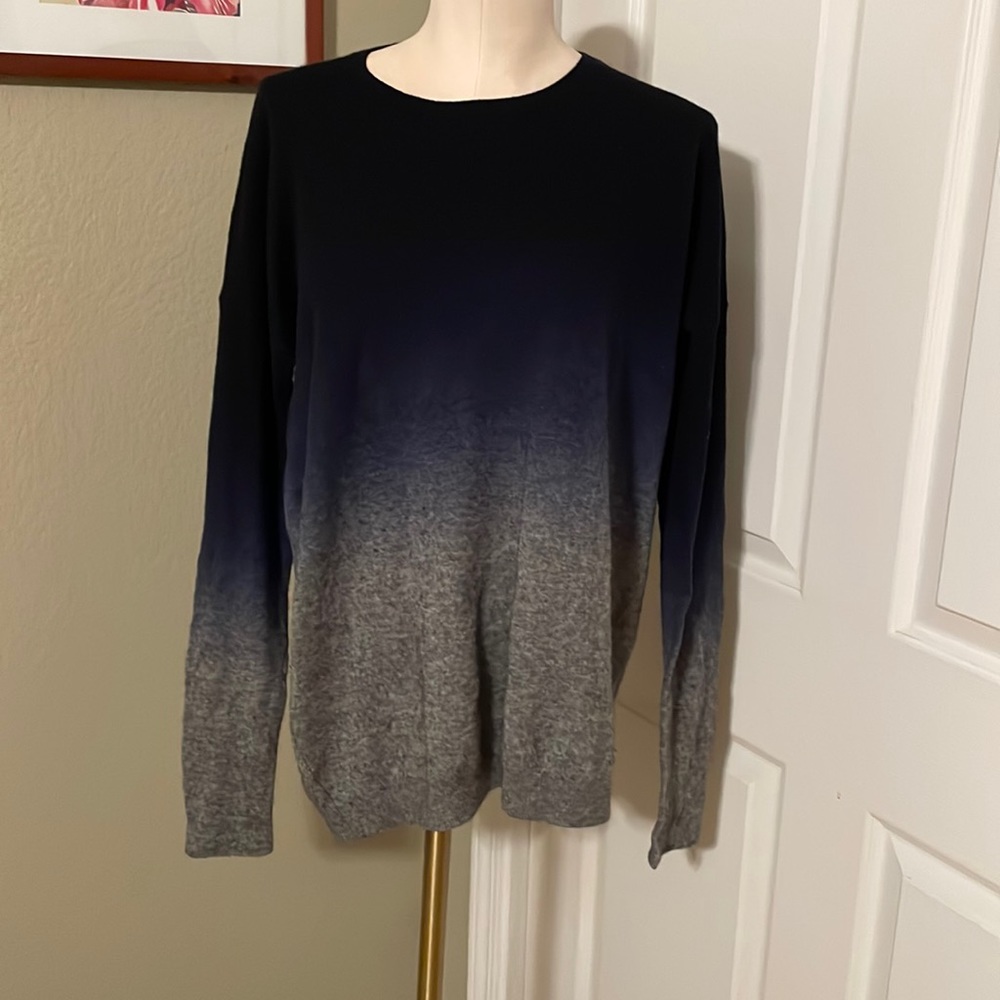 Crewneck ombré sweater by Vince